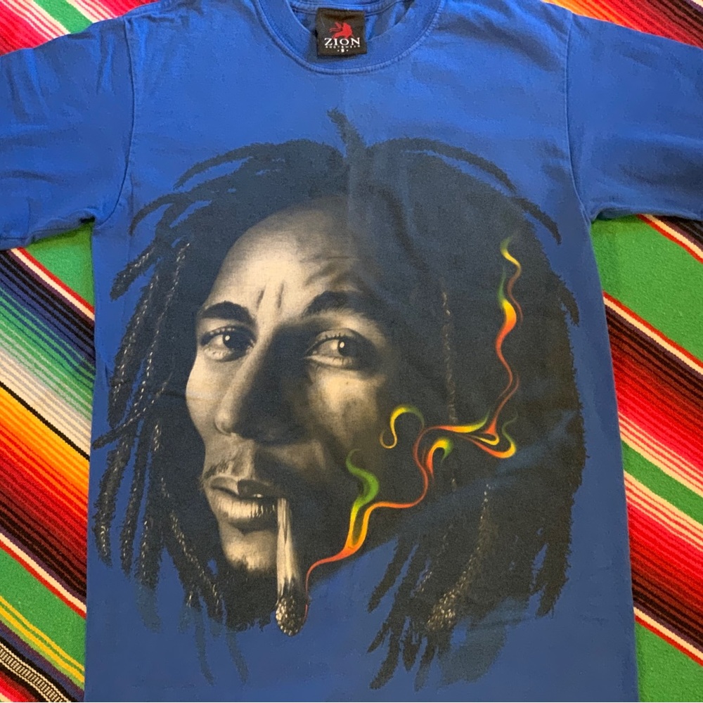 Zion Rootswear Bob Marley Smoking Joint Portrait Blue Vintage Tee Size Small - Picture 2 of 12
